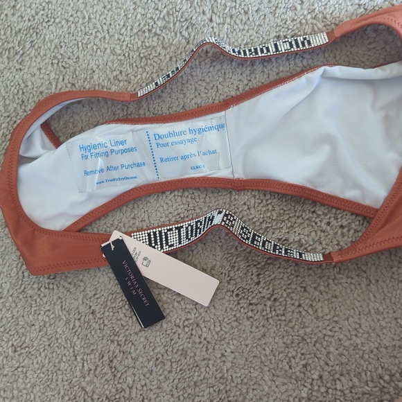 Victoria Secret Bikini - Picture 4 of 6